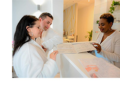Empfang bei IMANI SPA in Falkensse