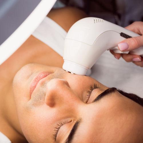 REINIGENDE GESICHTSPFLEGE REINIGENDE GESICHTSPFLEGE