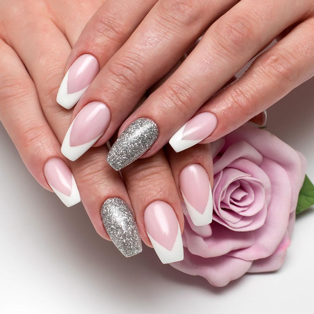 Nagelmodellage Nagelmodellage