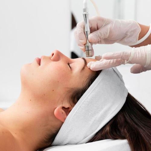 STRAHLENDES GESICHT STRAHLENDES GESICHT