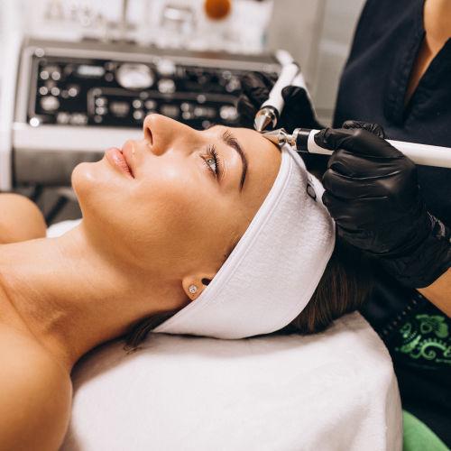 HYDRATIONSBOOSTER FACIAL