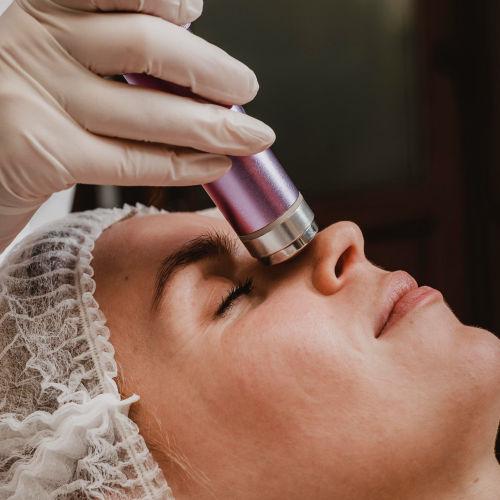 HYDRAFACIAL-Ger&auml;t MIT LYMPH DRAINAGE