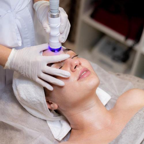 HYDRAFACIAL-Ger&auml;t MIT HAUT BOOSTER