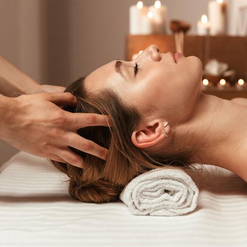 Shirobyanga-indisceh Kopfmassage